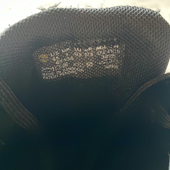 9.5 Timberland's - Picture 6 of 8